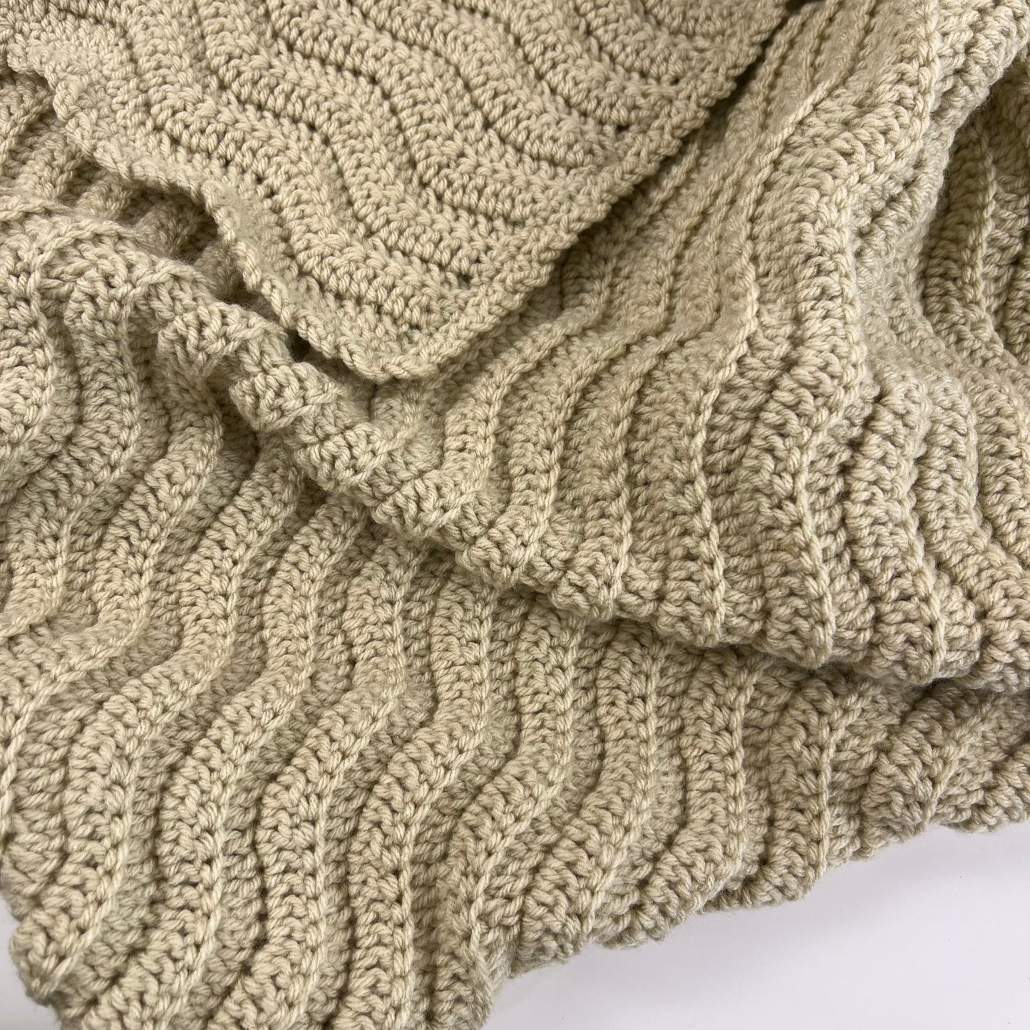 Wave crochet blanket