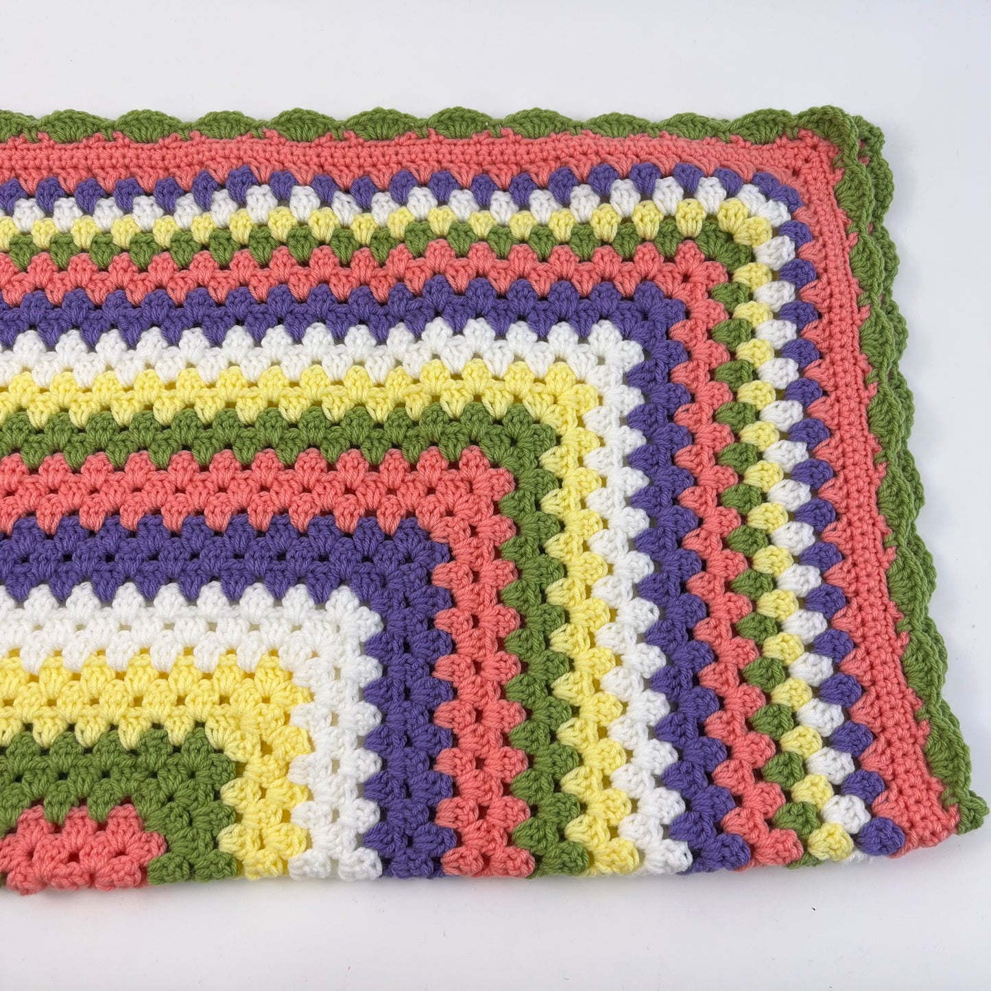 Blanket multicoloured girls