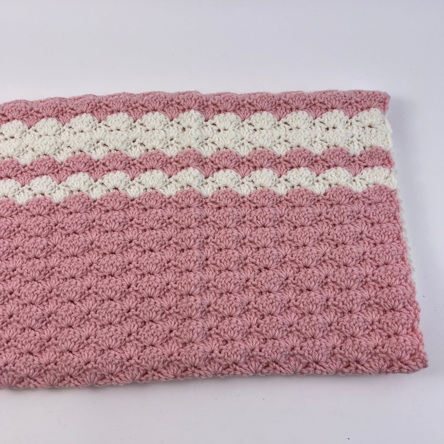 Blanket pink and cream