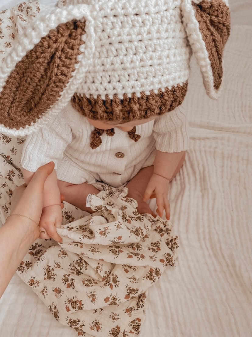 Bunny bonnet ribbed face